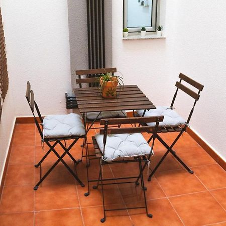 Apartment With A Patio In Las Canteras Las Palmas de Gran Canaria Eksteriør billede