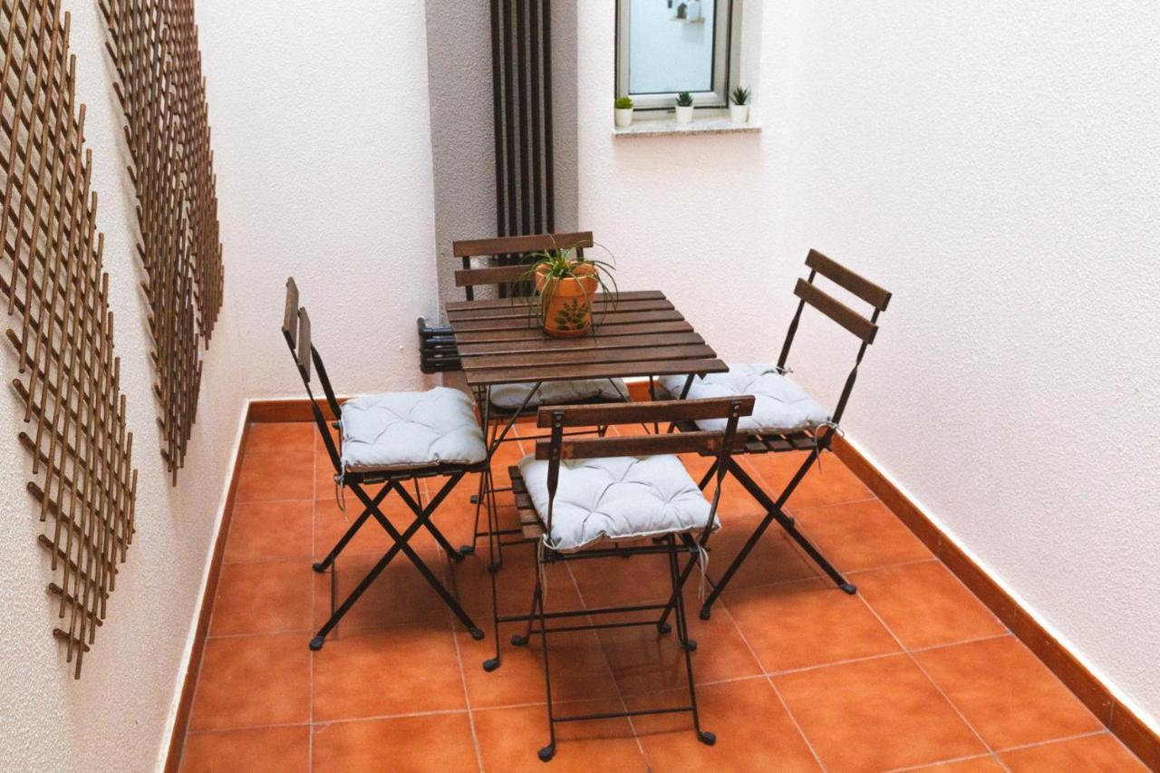 Apartment With A Patio In Las Canteras Las Palmas de Gran Canaria Eksteriør billede